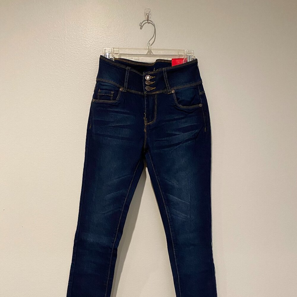 Bamboo New York Collection Best Basic Dark Wash Skinny Jeans